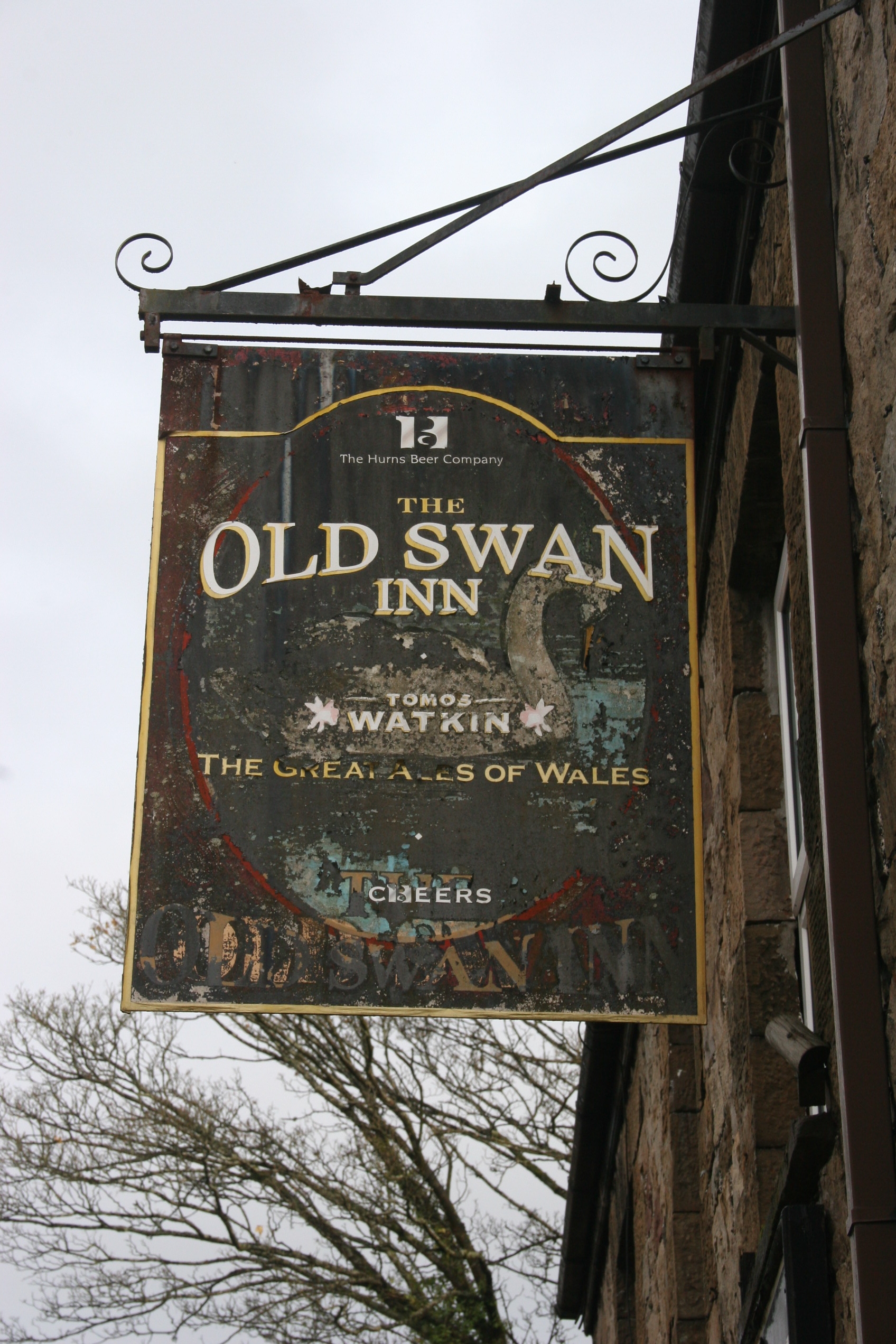 The sign of The Old Swan, Ystalyfera